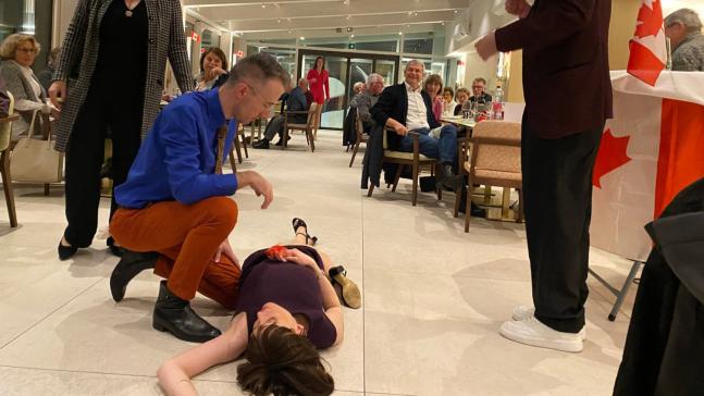 Krimi-Dinner: Mord im Café Dorfplatz!