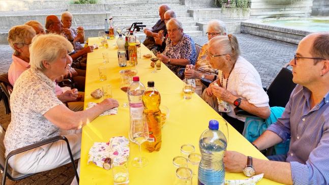 Grillplausch für die Mieterinnen und Mieter