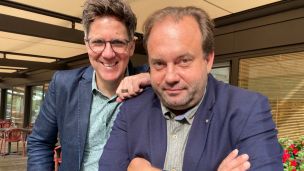 «Rexers Theaterwelt» im Café Dorfplatz