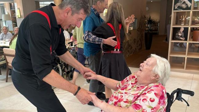 Strahlende Gesichter am Tanznachmittag